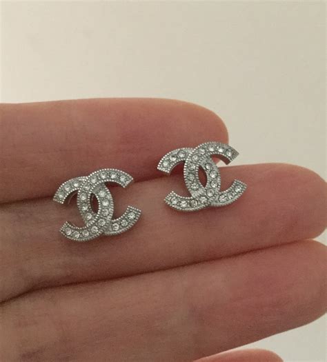 chanel cc logo earrings silver